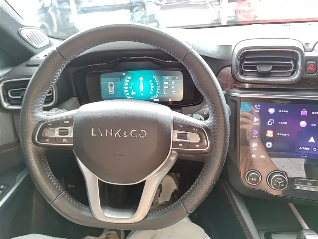Lynk & Co 03 2019 1.5TD DCT Power Pro Edition China VI фото 11
