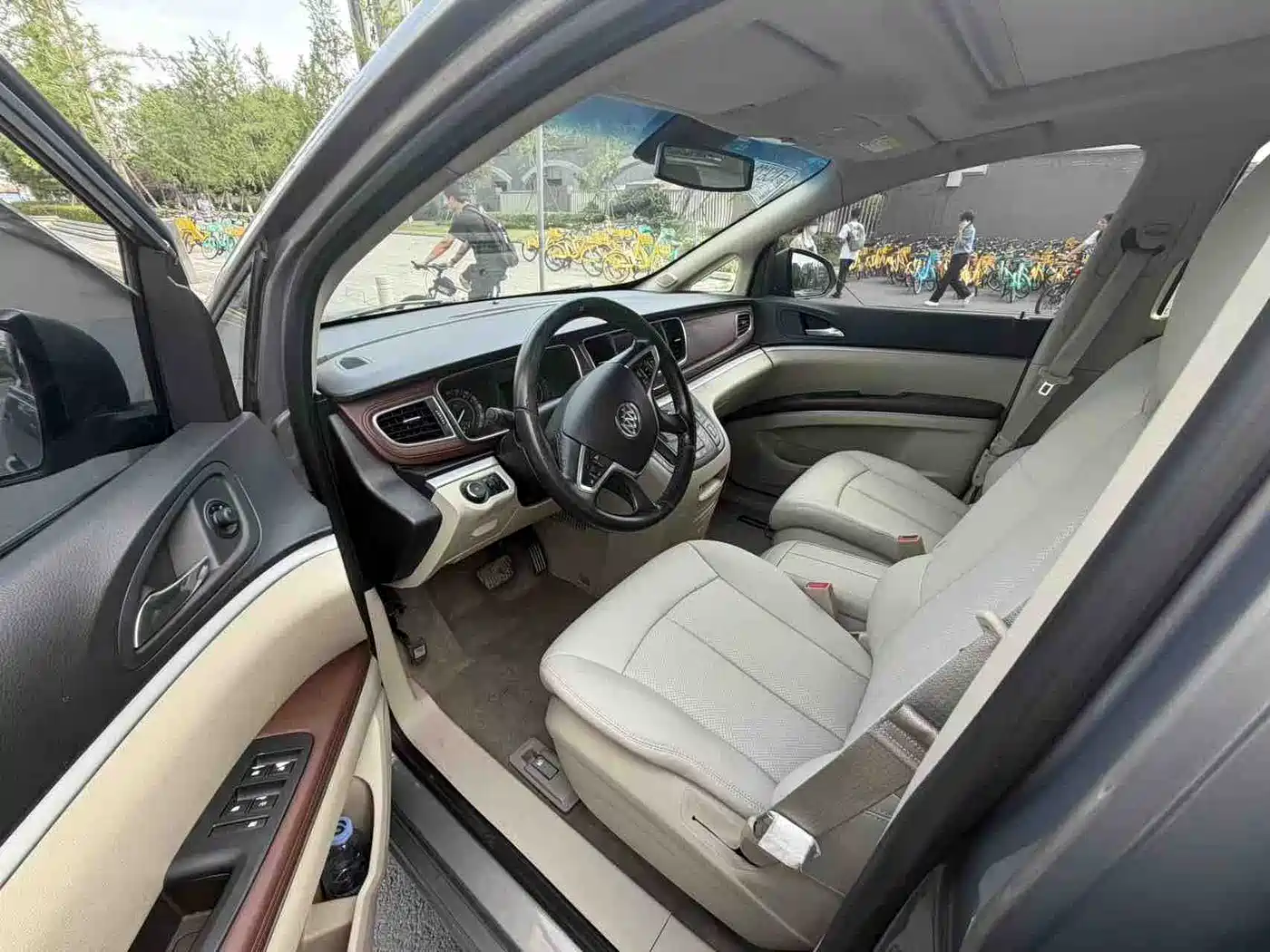 Buick GL8 2017 25S Luxury China V фото 6