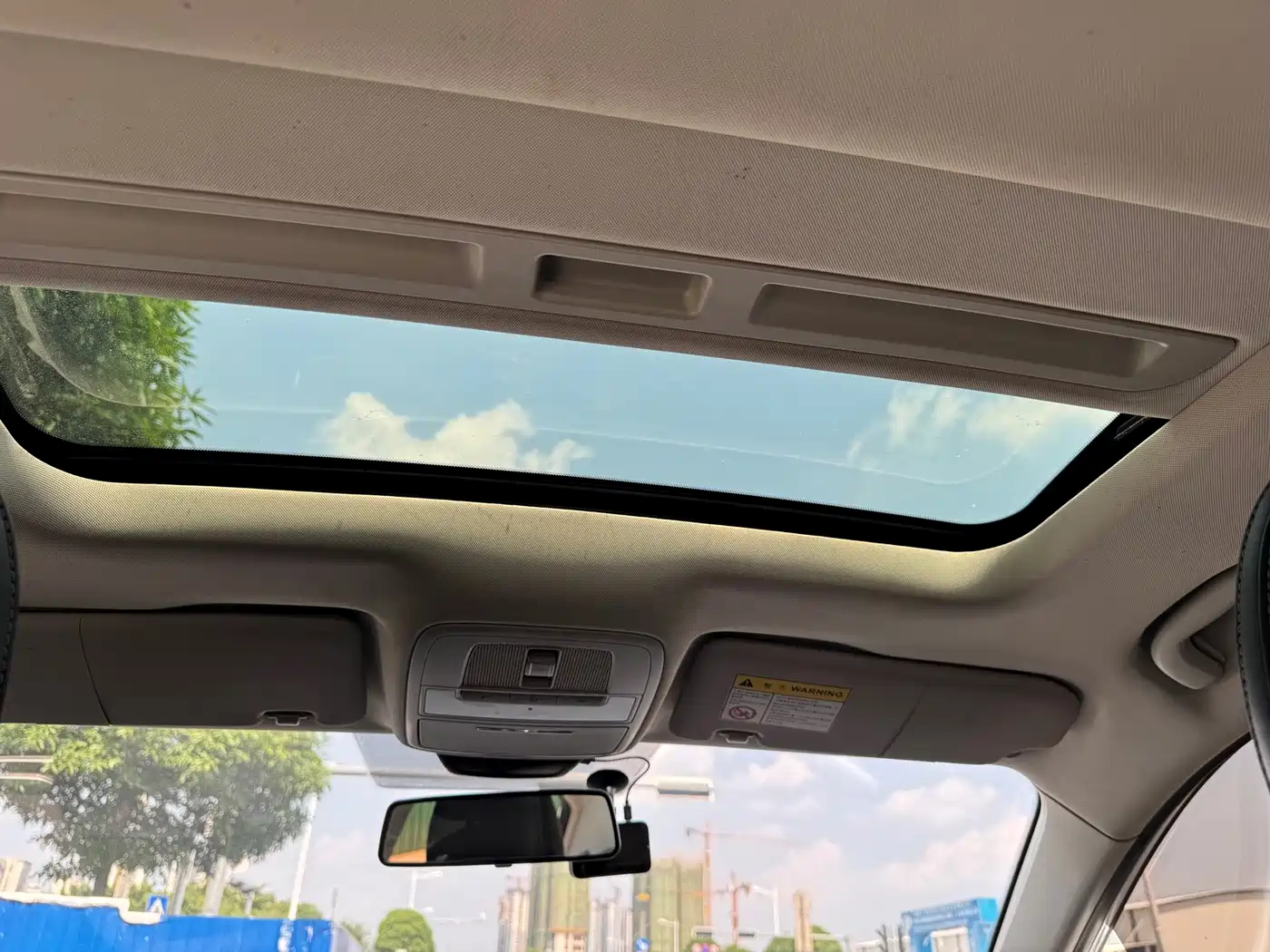 Roewe i5 2019 2020 1.5L Automatic 4G Connected Premium Flagship Edition