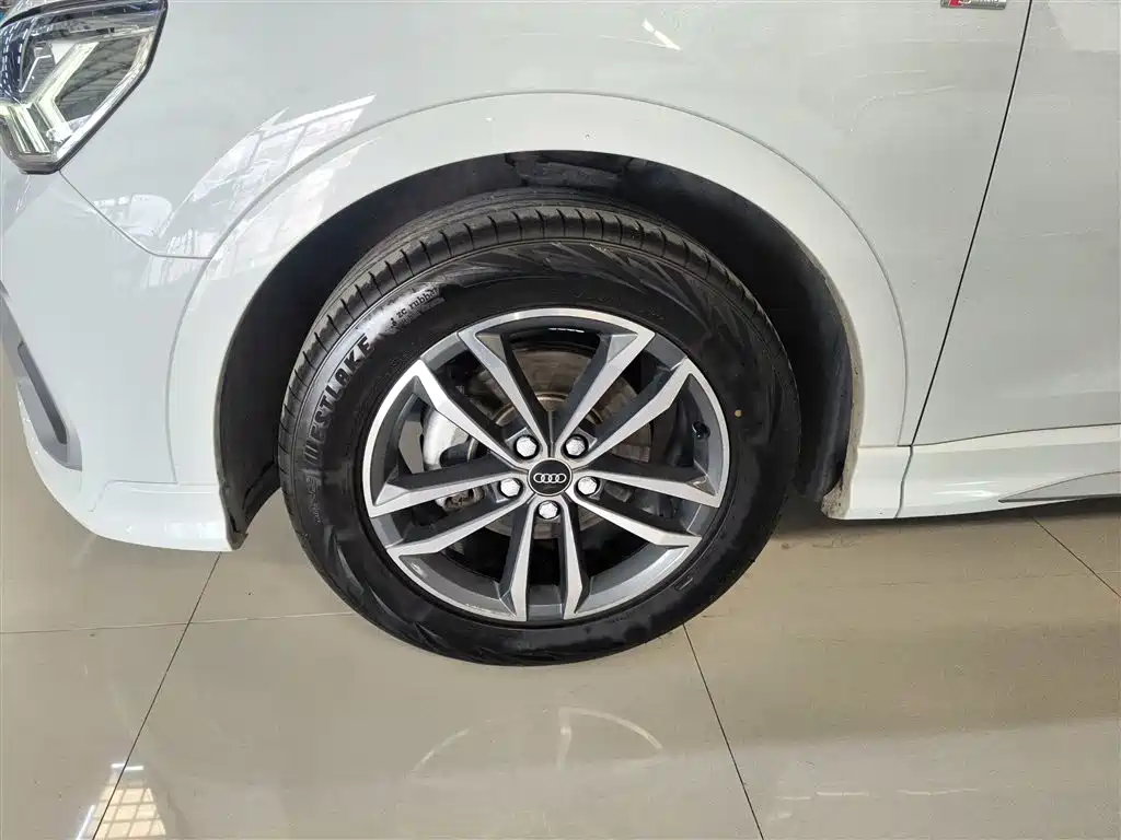 Audi Q3 2021 35 TFSI Progressive Sport фото 23