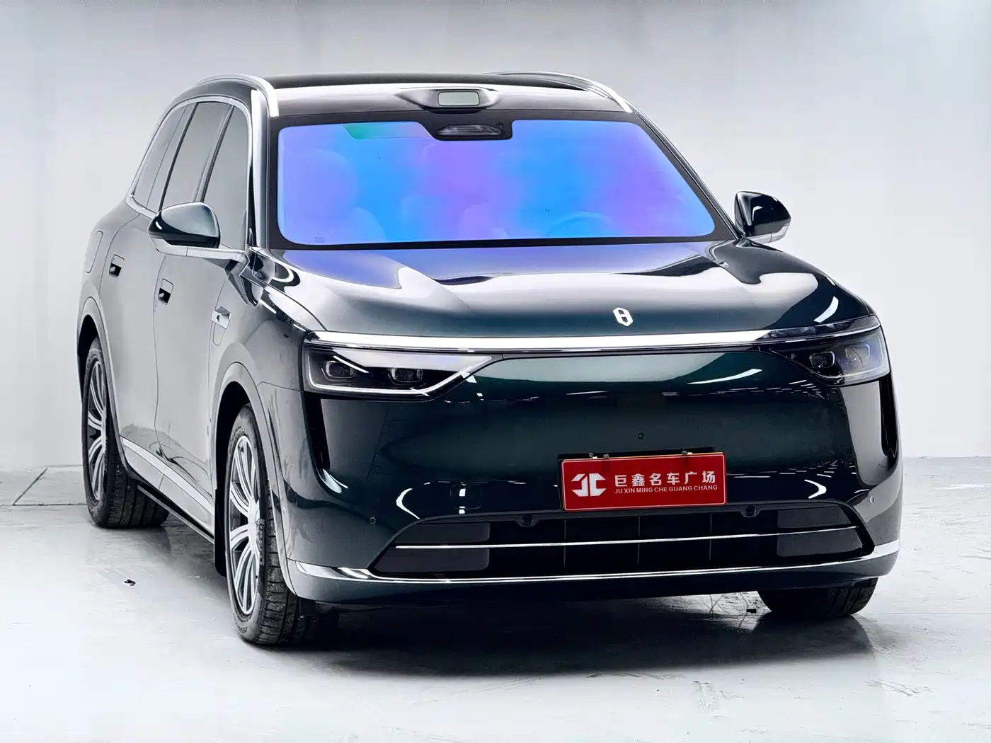 AITO Wenjie AITO M8 2025 Model Extended Range Max+ Edition 53.4kWh 6-Seater фото 3