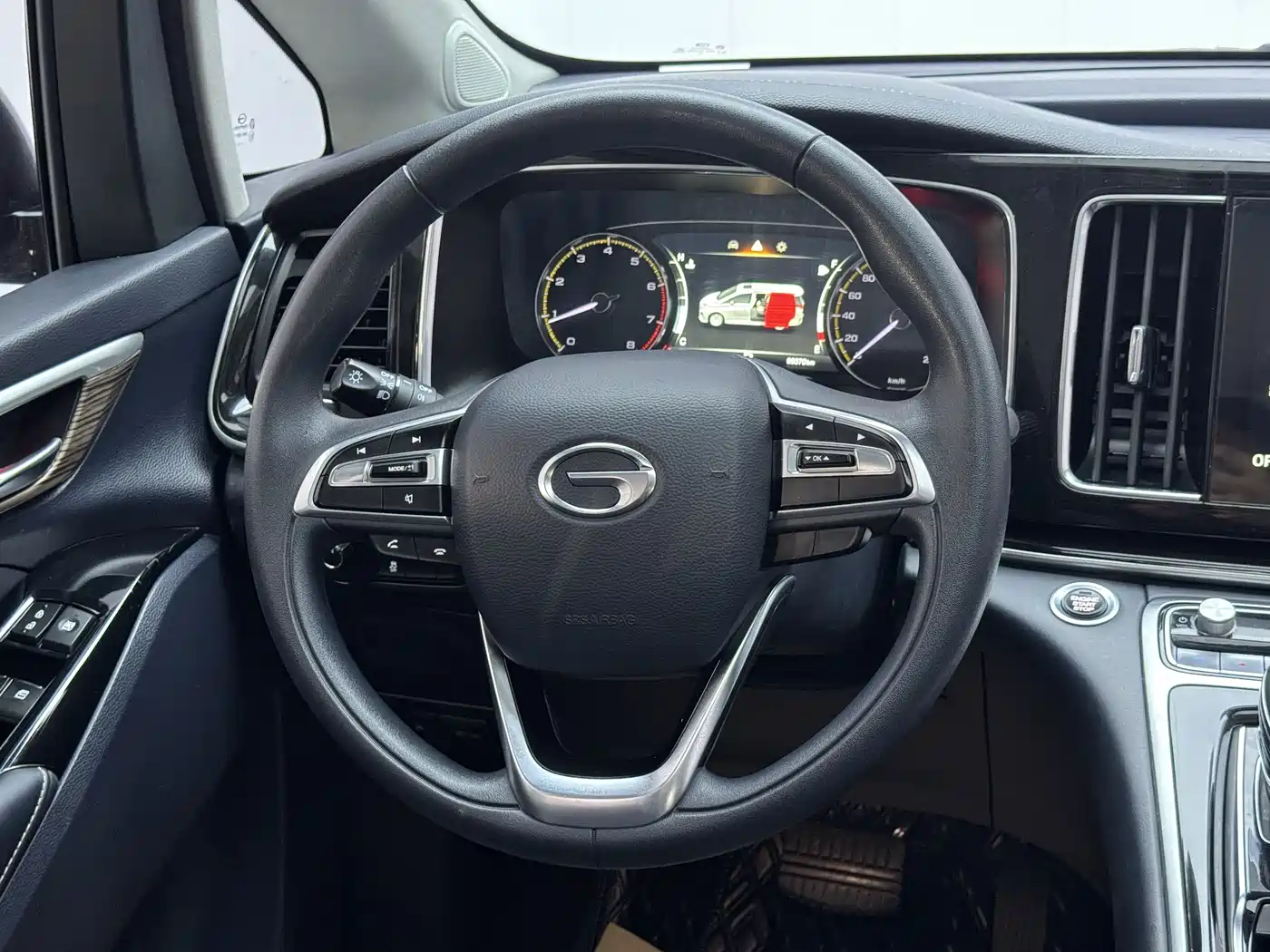 GAC Trumpchi Trumpchi M8 2021 Facelift Leading Series 390T Luxury Edition фото 2