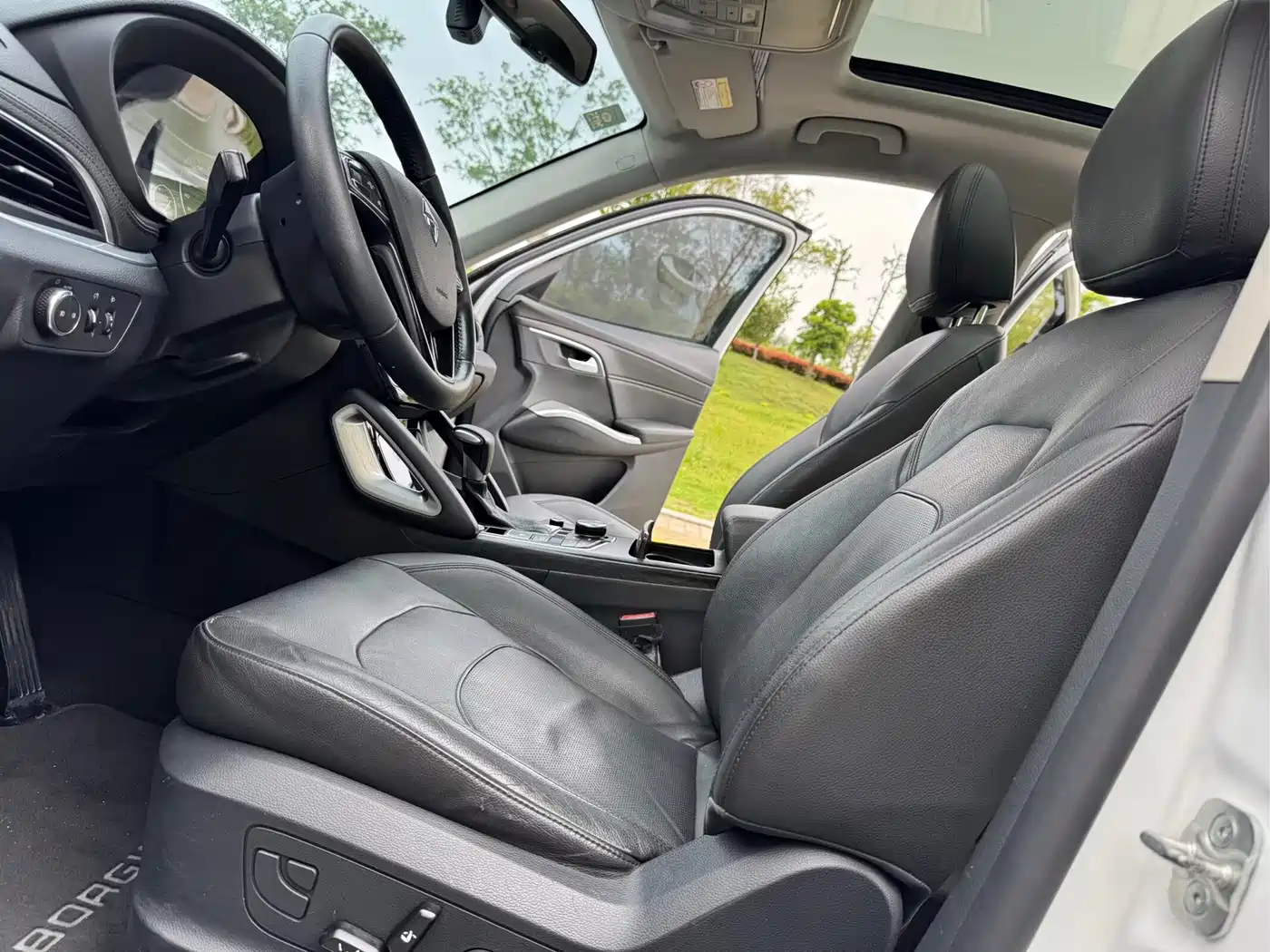 Borgward BX7 2016 2016 28T 2WD Luxury Edition 5-seater