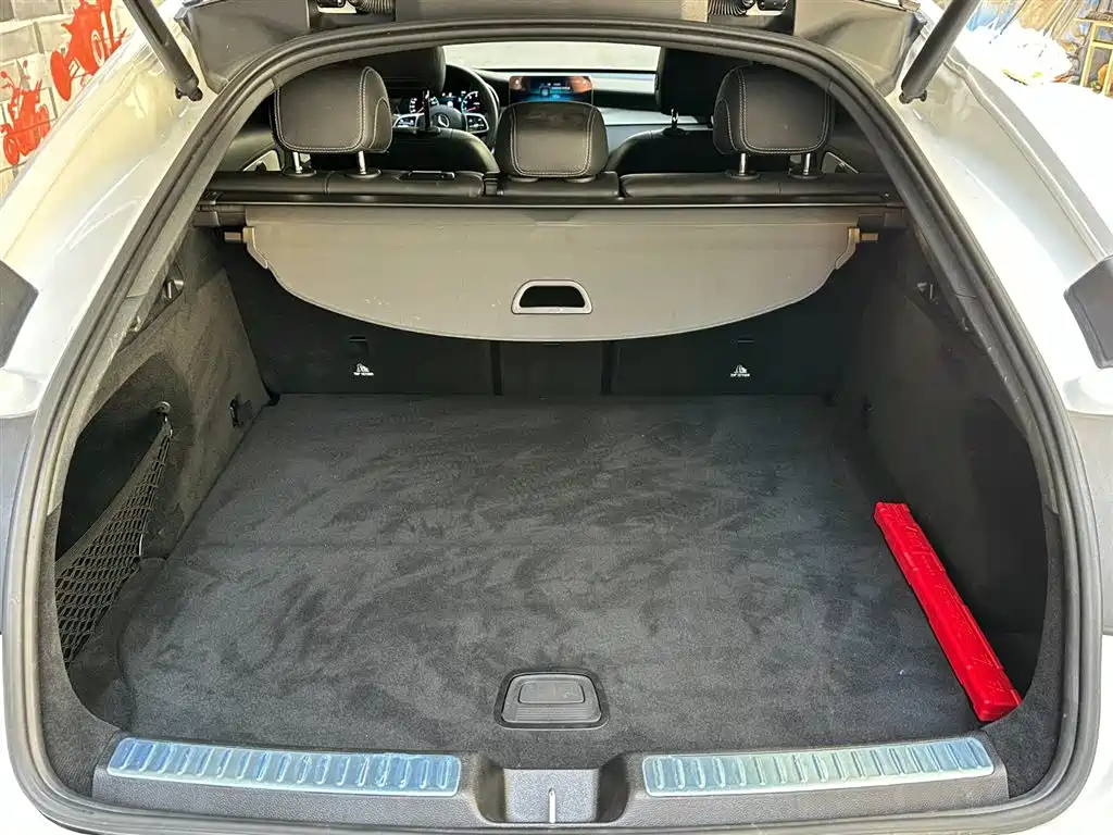 Mercedes-Benz GLC Coupe 2020 GLC 260 4MATIC Coupe SUV фото 8