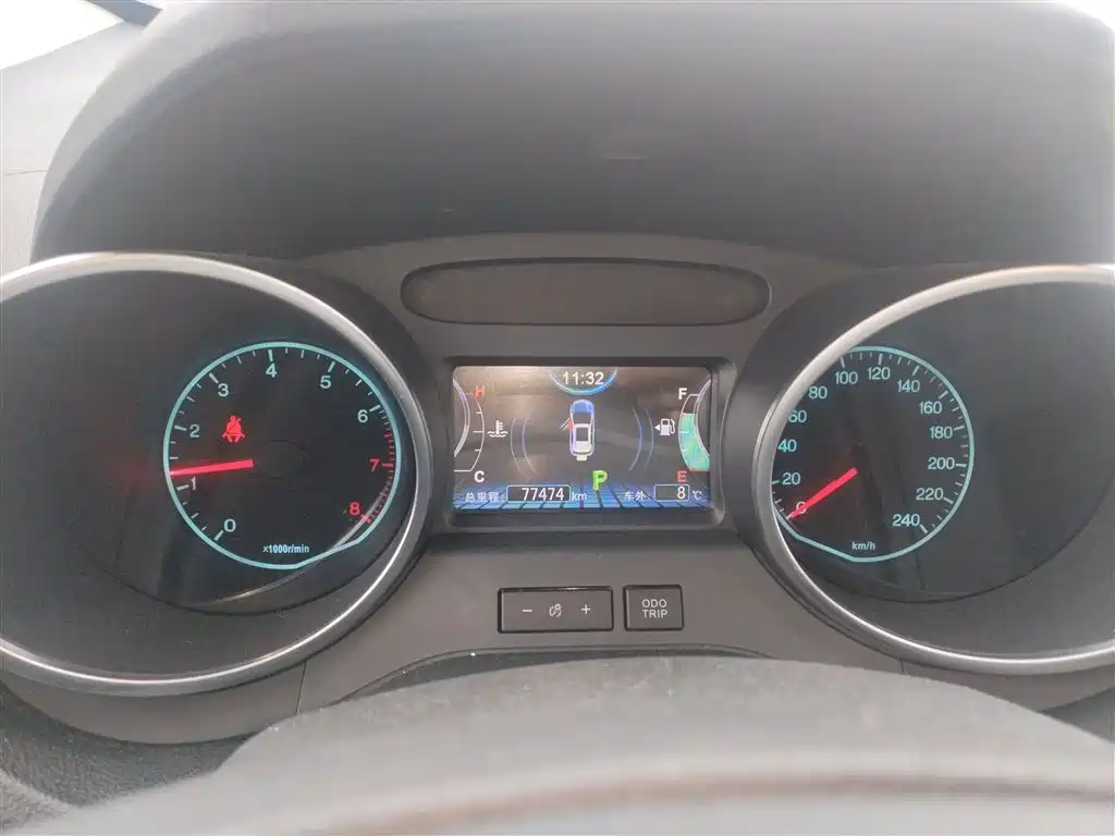 BYD Yuan 2017 1.5L Auto Cool Connect фото 12