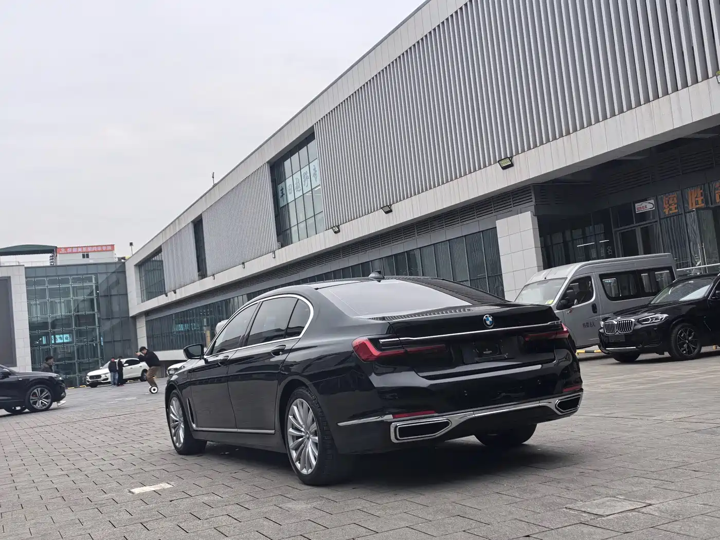 BMW 7 Series 2019 Facelift 730Li Luxury Package фото 16