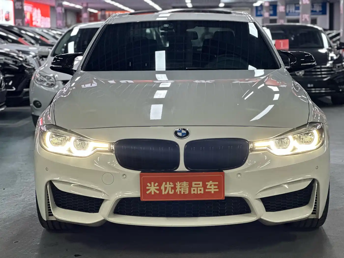 BMW 3 Series 2017 320i M Sport фото 2