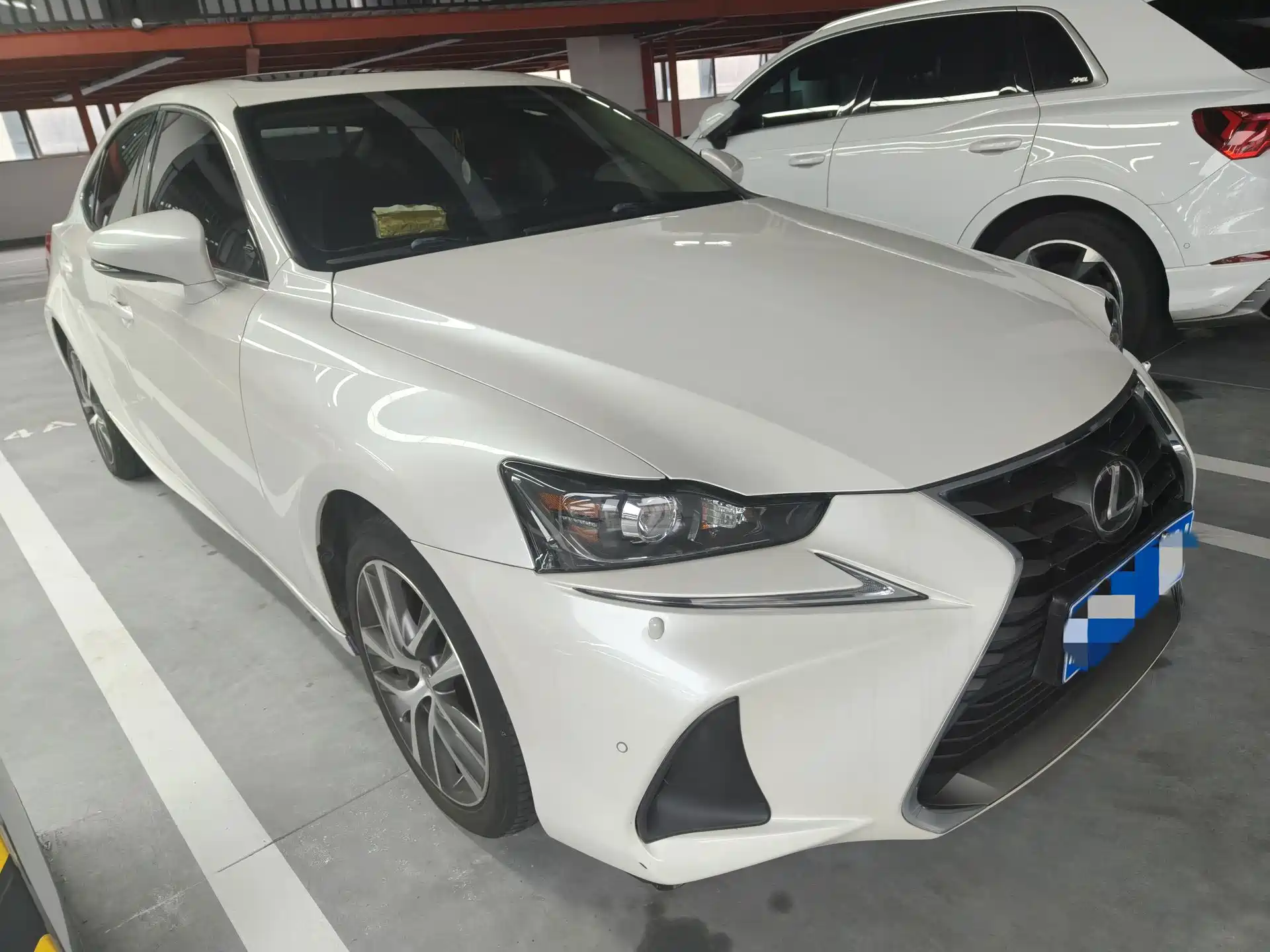 صورة 3 - Lexus IS