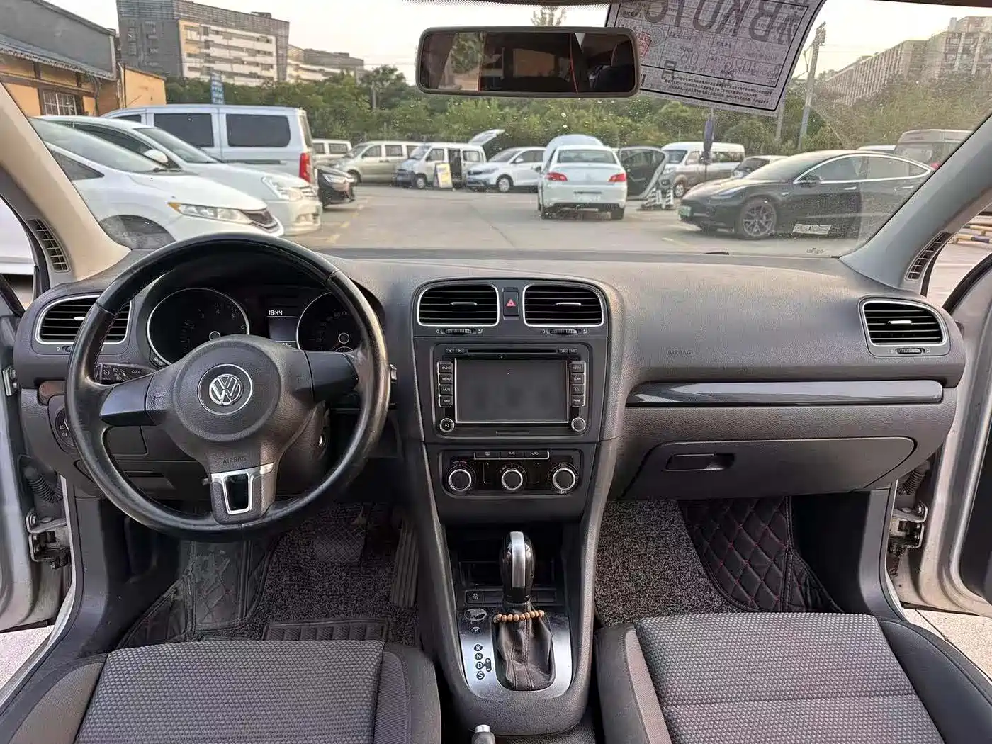 Volkswagen Golf 2012 1.6 Automatic Comfort Type фото 6
