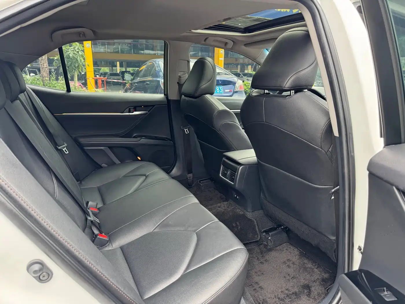 Toyota Camry 2021 2.0G Luxury Edition фото 15