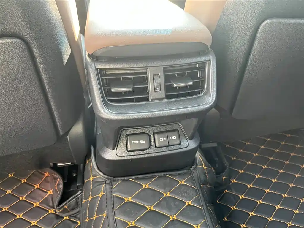 Lexus ES 2022 200 Excellence Edition фото 18