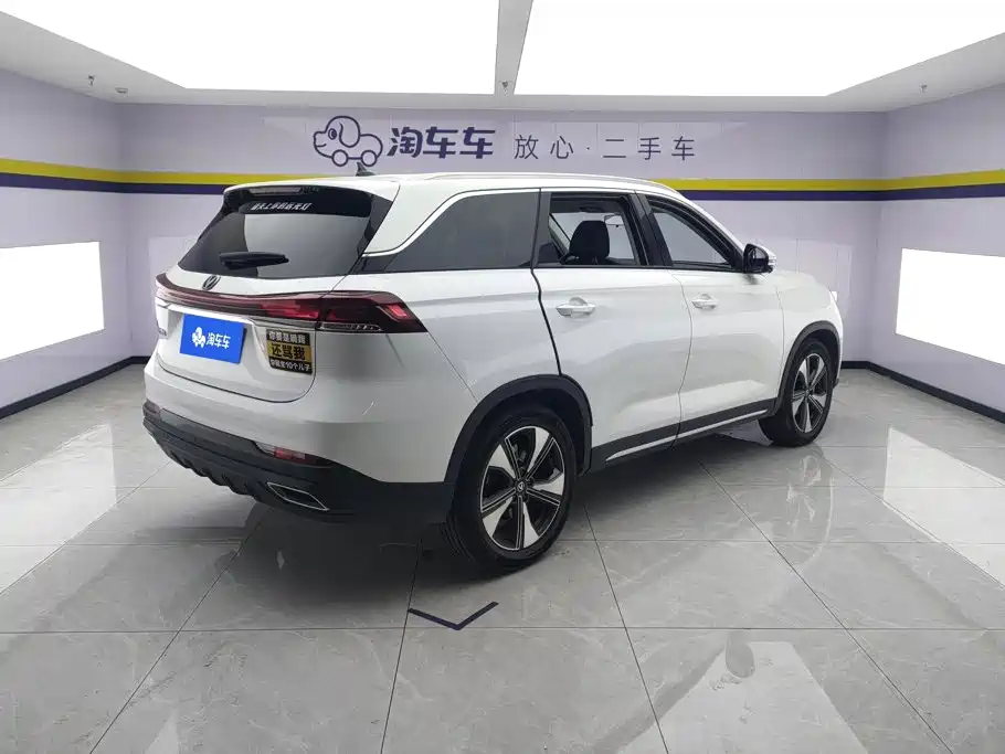 Фото 3 - Changan X7 PLUS