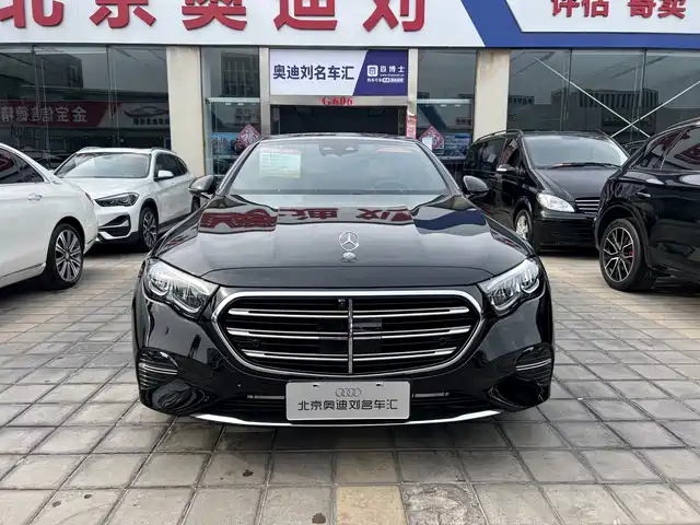Mercedes-Benz E-Class 2024