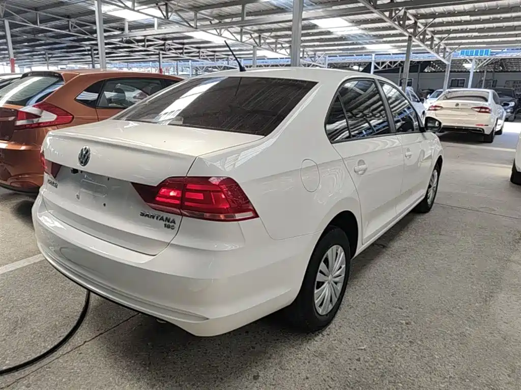 Volkswagen Santana 2016 1.6L Automatic Trend Edition фото 7