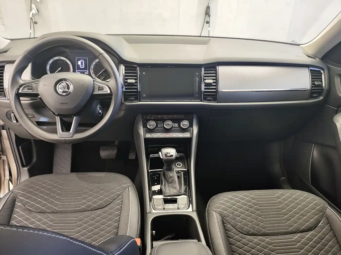 Škoda Kodiaq 2018 TSI330 5-seat FWD Comfort фото 16