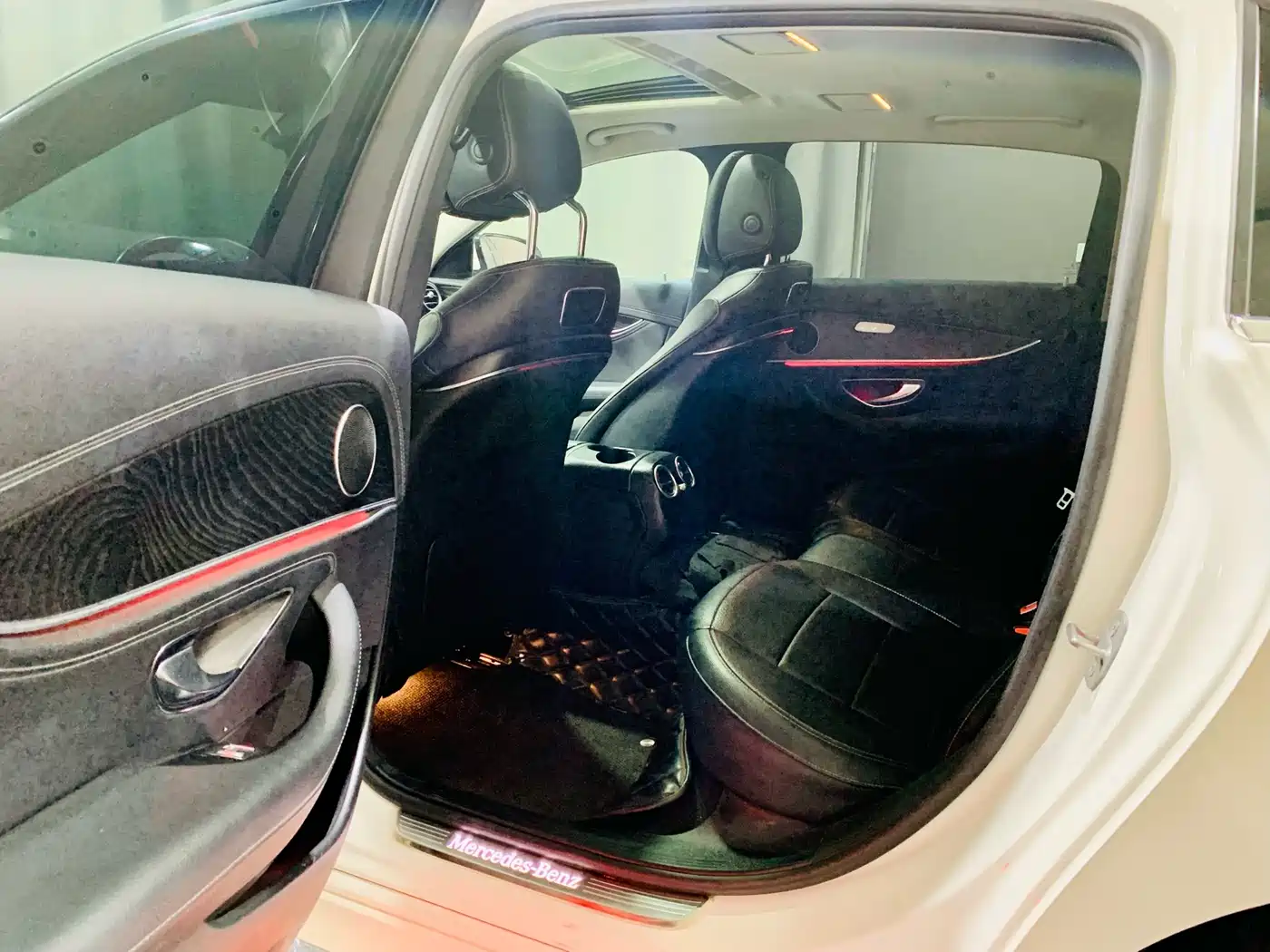Mercedes-Benz E-Class 2016 E 200 L Sport Type фото 15