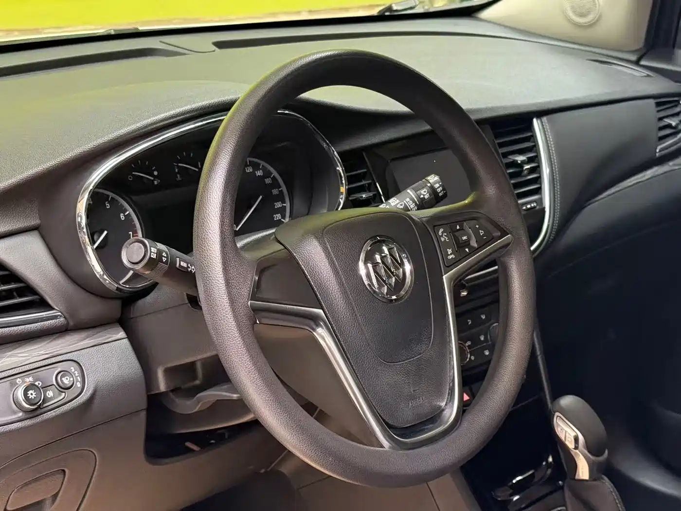 Buick Encore 2019 2018 18T Automatic 2WD Urban Leading