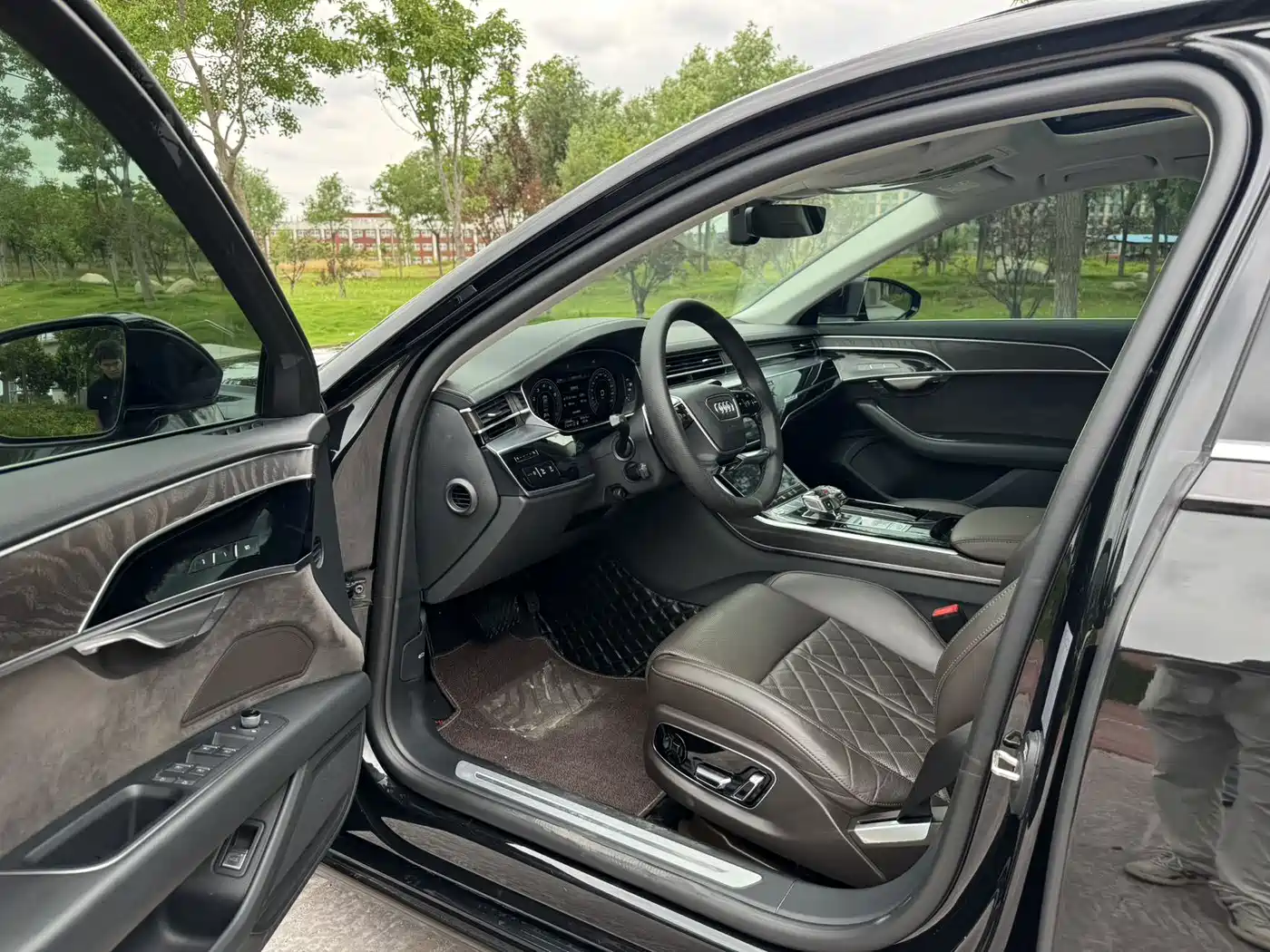 Audi A8 2021 A8L 50 TFSI quattro Comfort фото 10