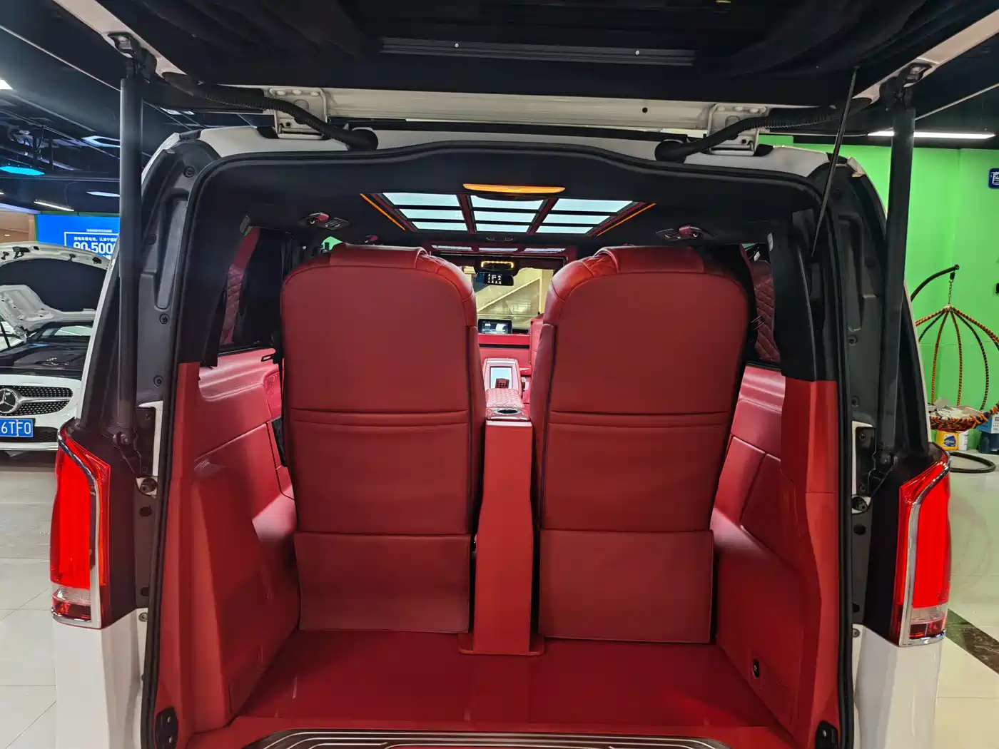 Mercedes-Benz V-Class 2016 V 260 Navigator фото 26