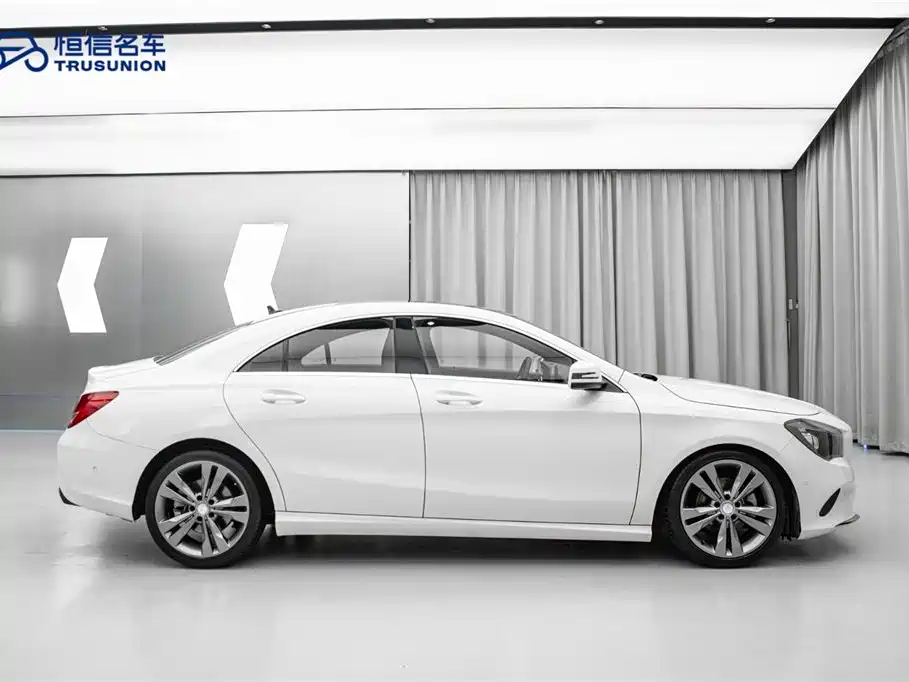 Mercedes-Benz CLA (Import) 2016 CLA 200 Sport фото 8