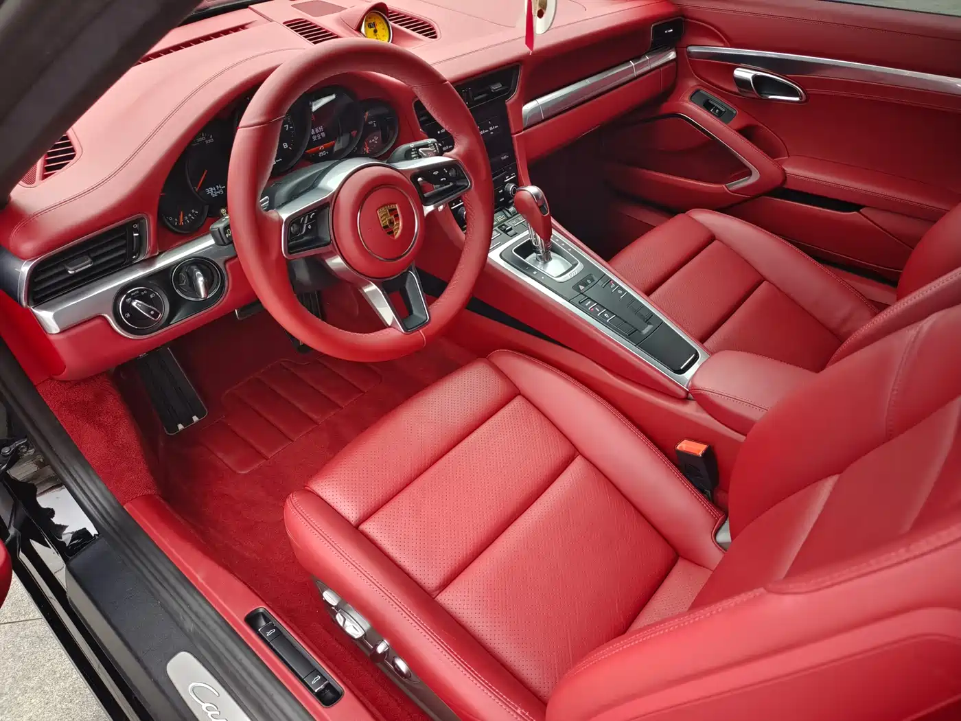 Porsche 911 2016 Carrera 3.0T фото 8