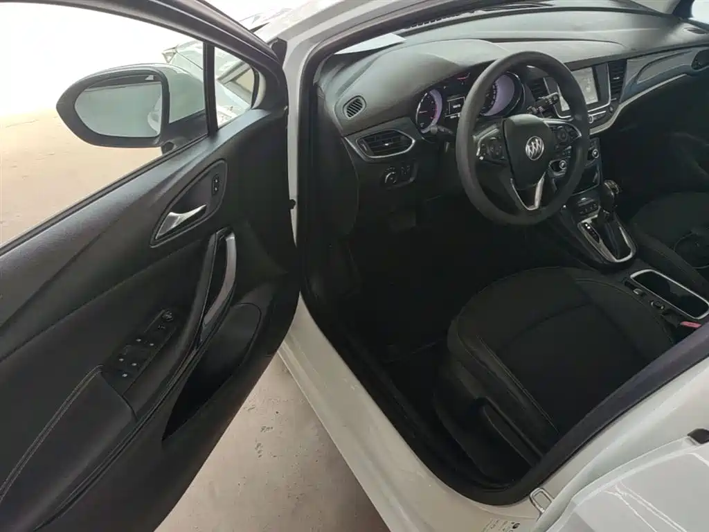 Buick Verano 2016 Hatchback 15S Automatic Leading фото 16