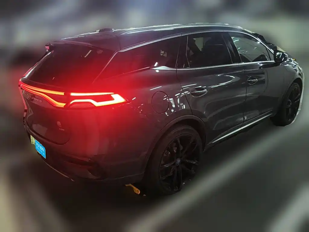 Photo 2 - BYD Tang New Energy