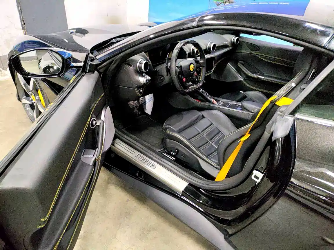 Ferrari Portofino 2023 2021 Model 3.9T M