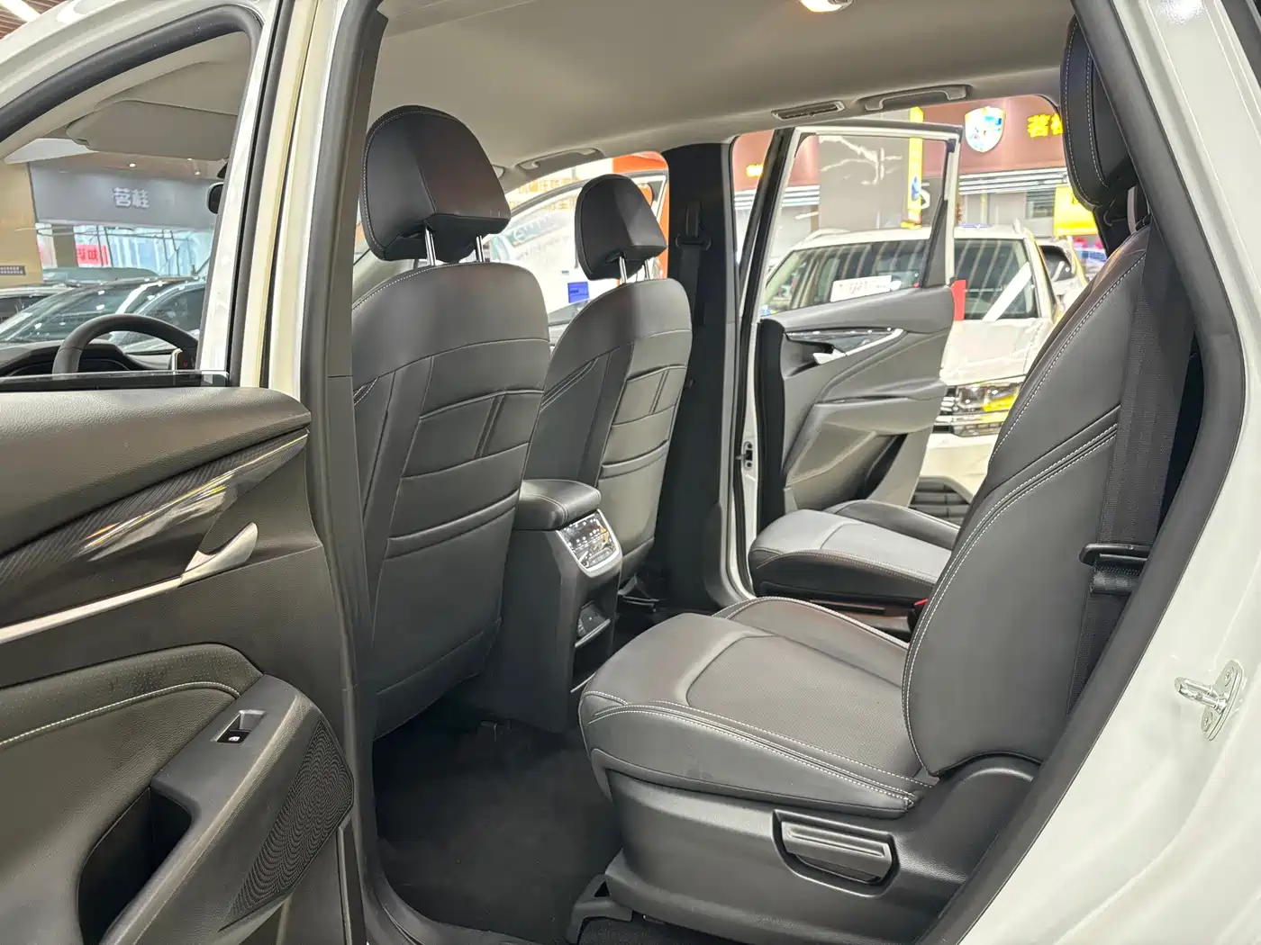 Maxus Dajia 5 2025 2024 1.3T PLUG IN Joy Edition 7-Seater