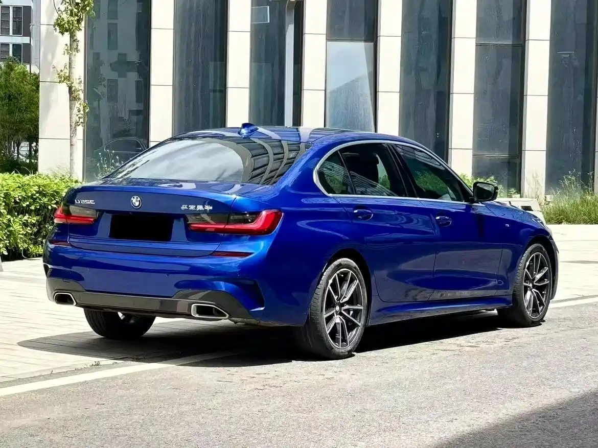 BMW 3 Series 2022 325Li M Sport Package фото 7
