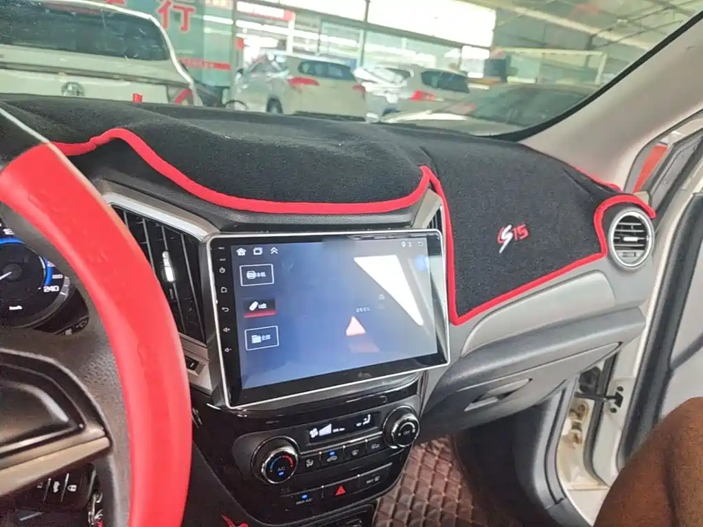 Changan CS15 2018 2016 1.5L Automatic Fashion