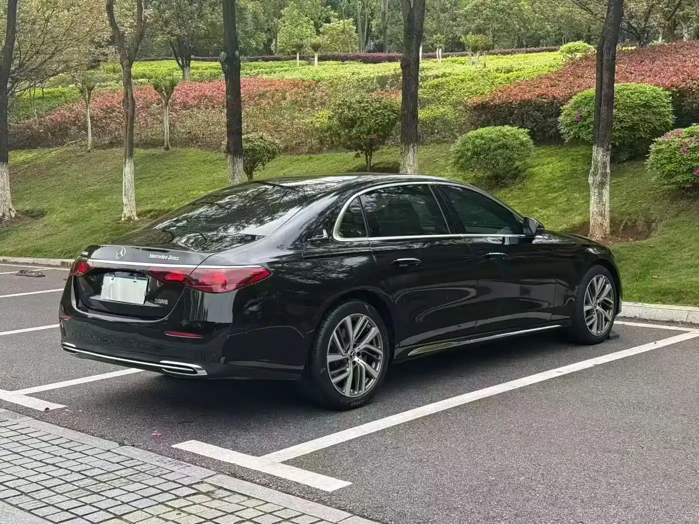 Mercedes-Benz E-Class 2024 Facelift E 300 L Fashion фото 7