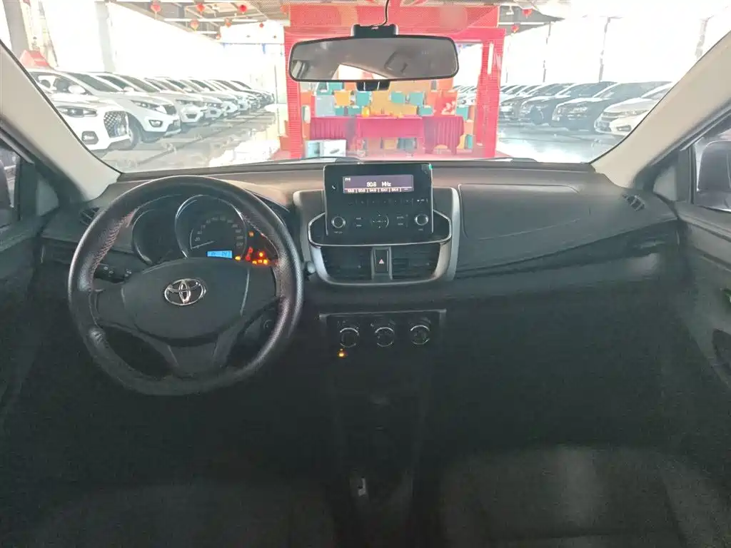 Toyota YARiS L Zhi Xuan 2021 1.5L CVT Leading Edition фото 10