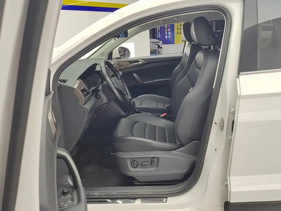 Volkswagen Tharu, миниатюра 9