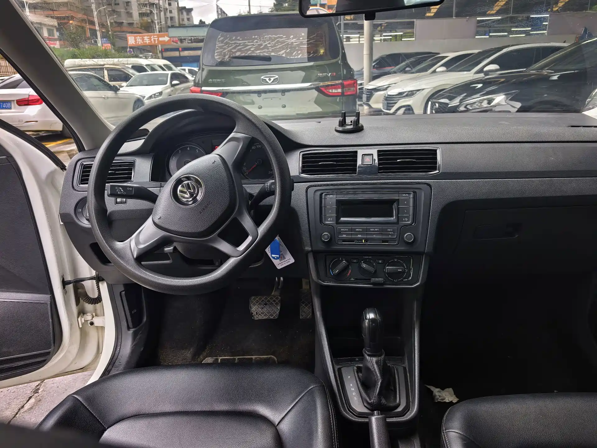 Фото 9 - Volkswagen Santana