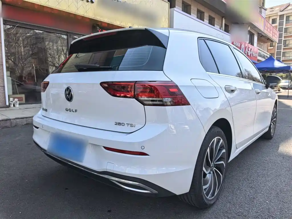 Volkswagen Golf 2023 Facelift 280TSI DSG Pro фото 24
