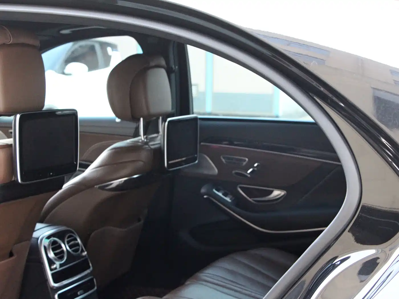 Mercedes-Benz S-Class 2016 S 400 L 4MATIC фото 11