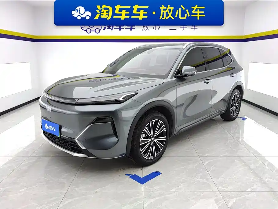 Geely Galaxy Starship 7 EM-i 2025 120km Navigation Edition