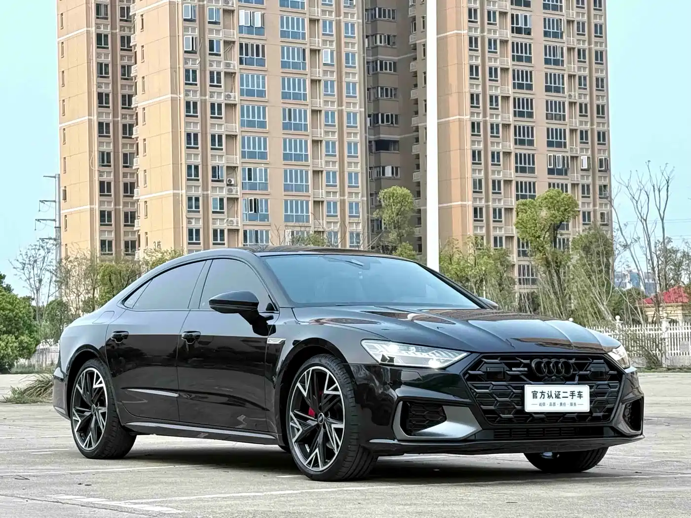 Audi A7L 2024 45 TFSI quattro S-line Black Warrior Edition фото 3