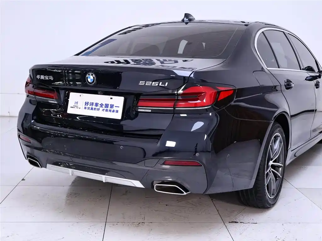 BMW 5 Series 2022 Model Second Facelift 525Li M Sport Package фото 8