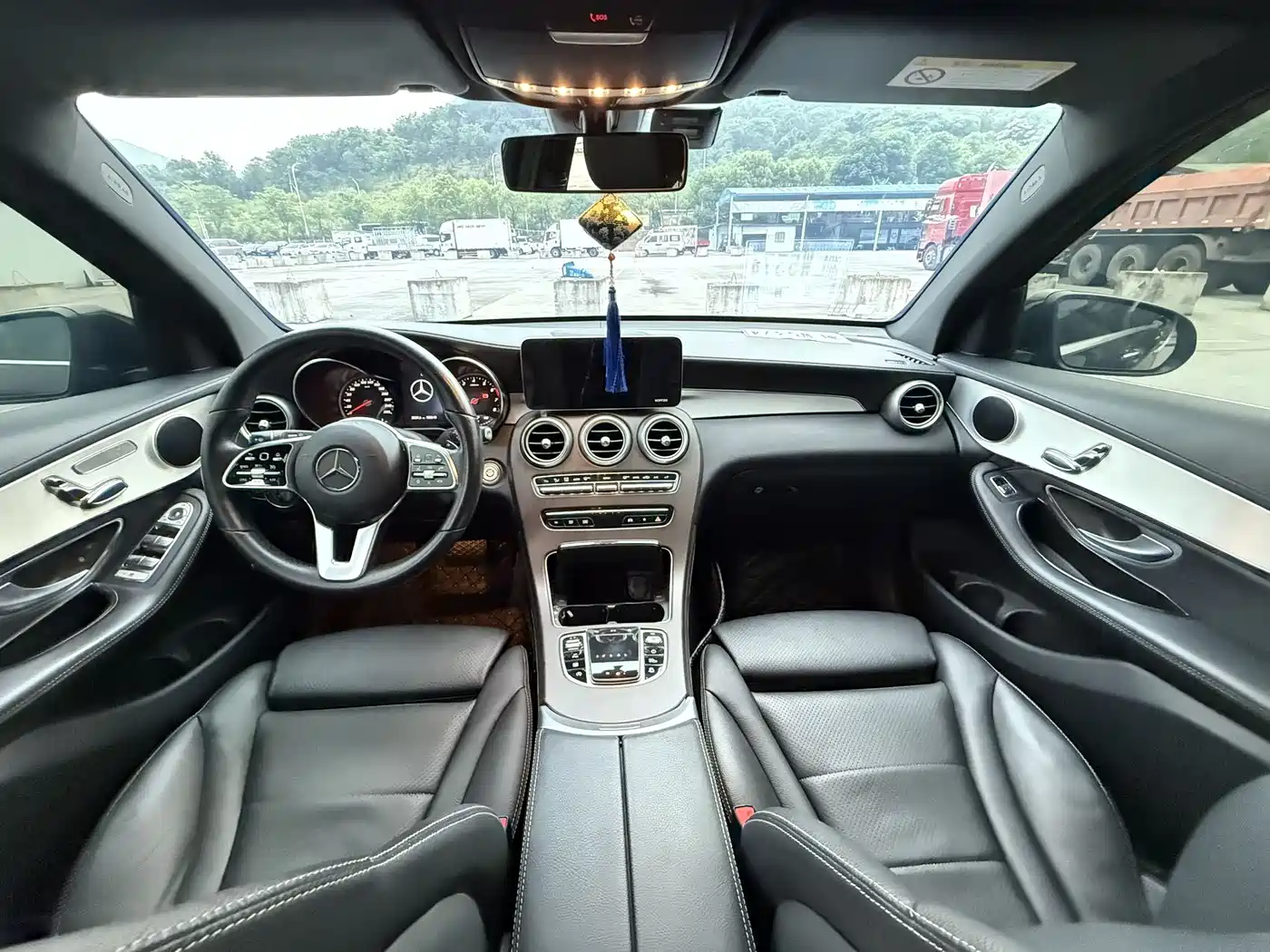 Mercedes-Benz GLC 2020 GLC 260 L 4MATIC Dynamic фото 4