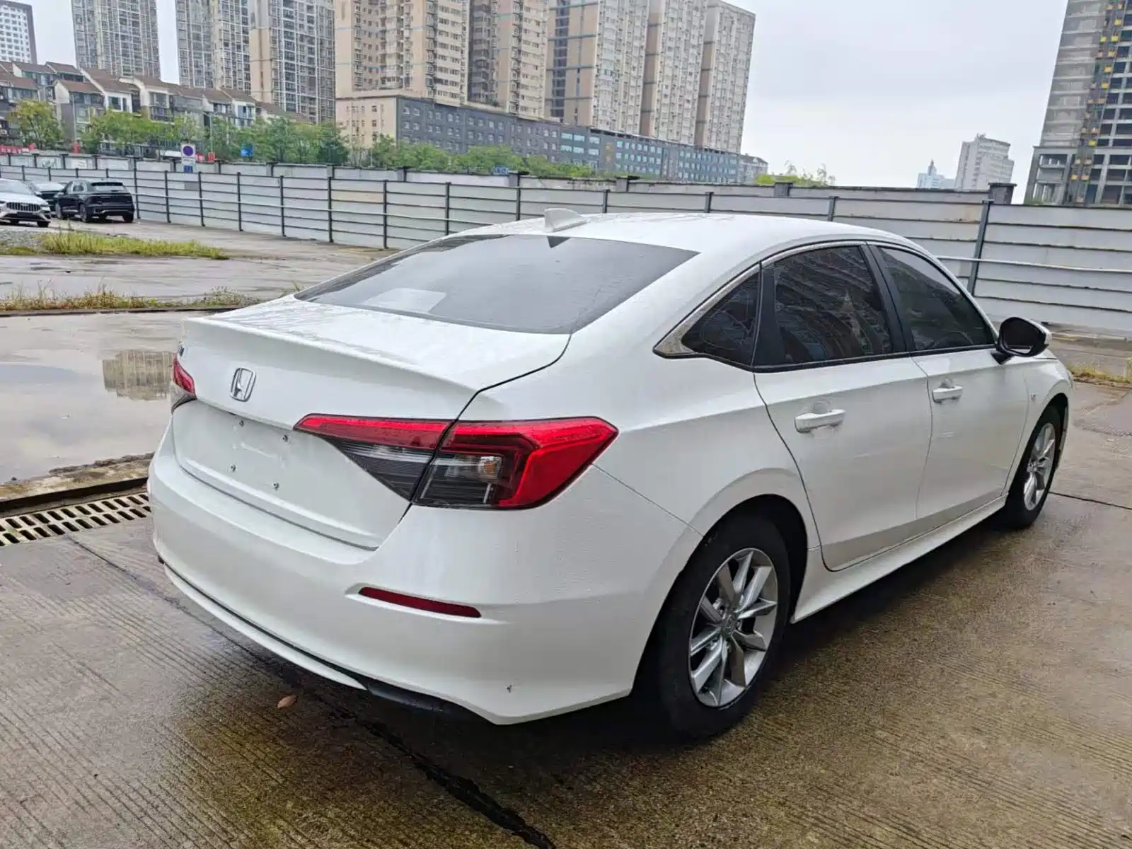 Photo 9 - Honda Civic