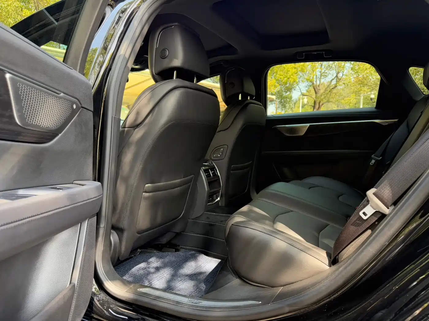 Cadillac CT6 2023 28T Luxury Edition фото 10