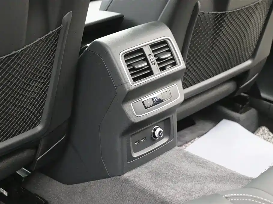 Audi Q5L 2022 Facelift 40T Luxury Dynamic фото 20