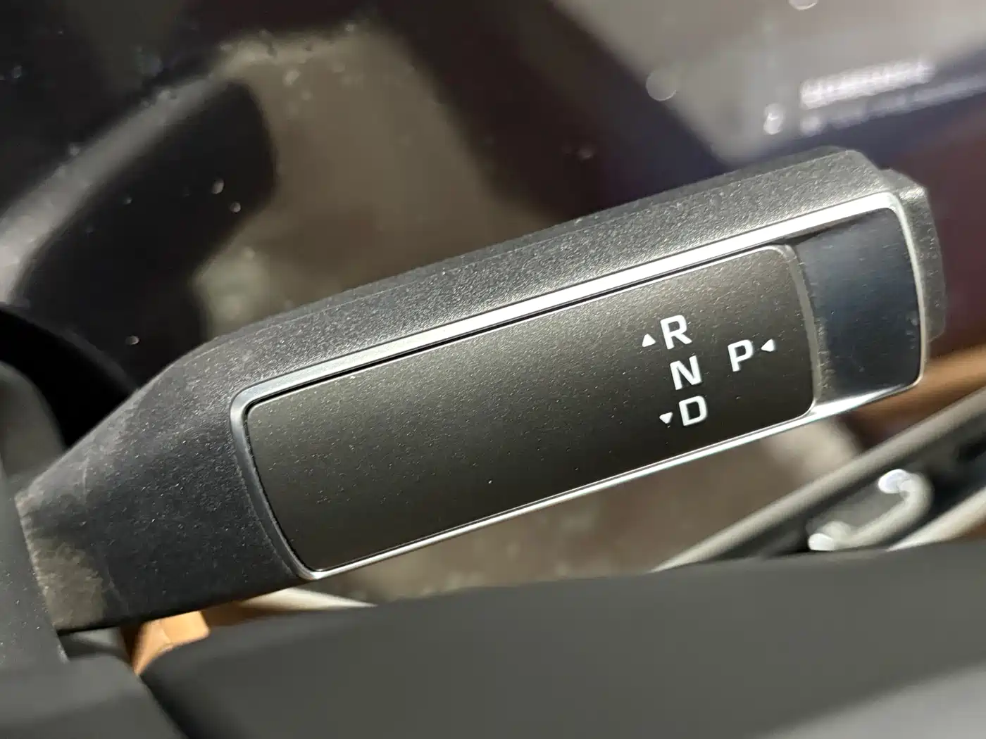 RISING AUTO FEIFAN R7