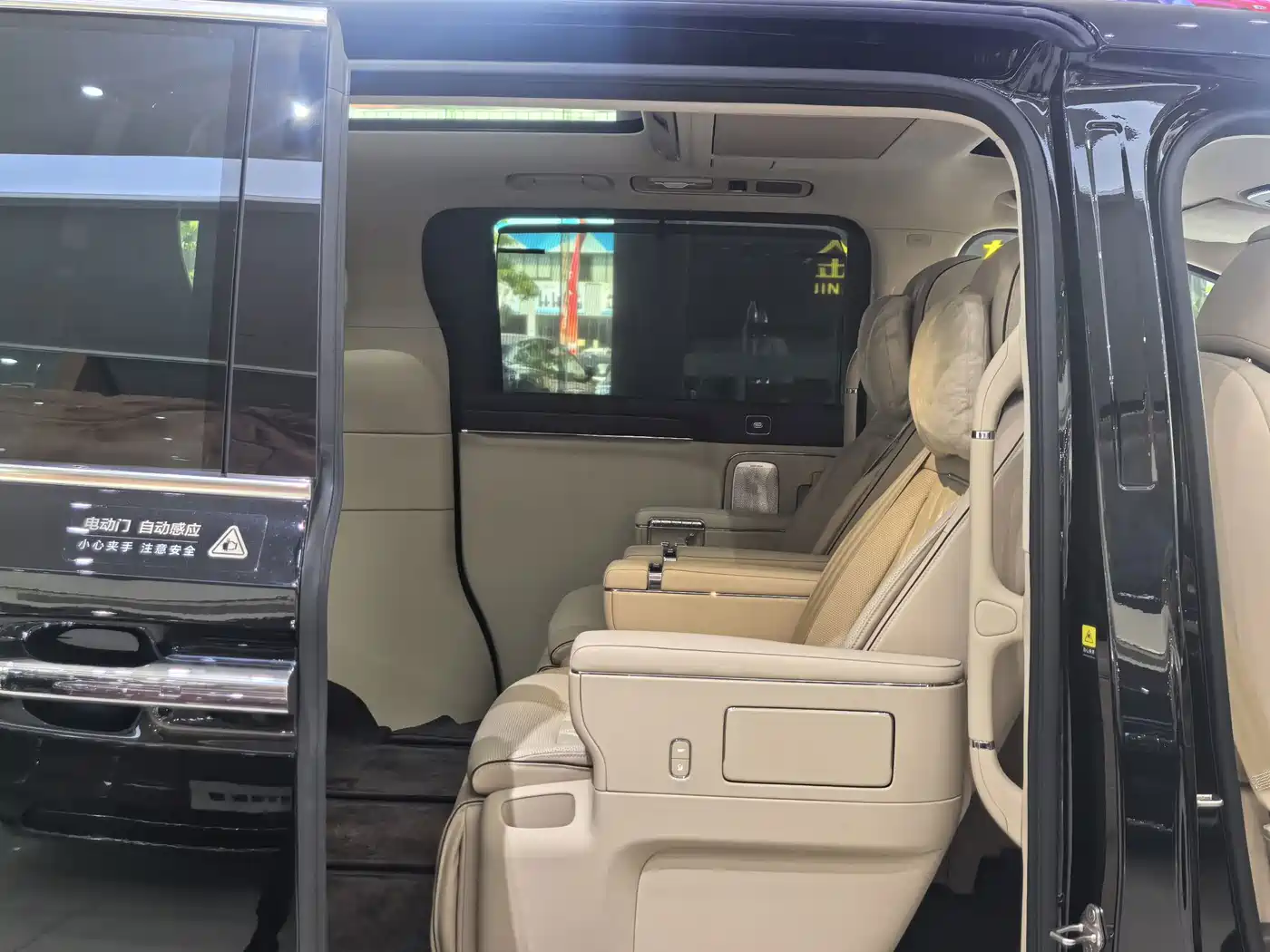 Zhijie Zunjie MPV 2026 2026 Model Mid-Range Edition