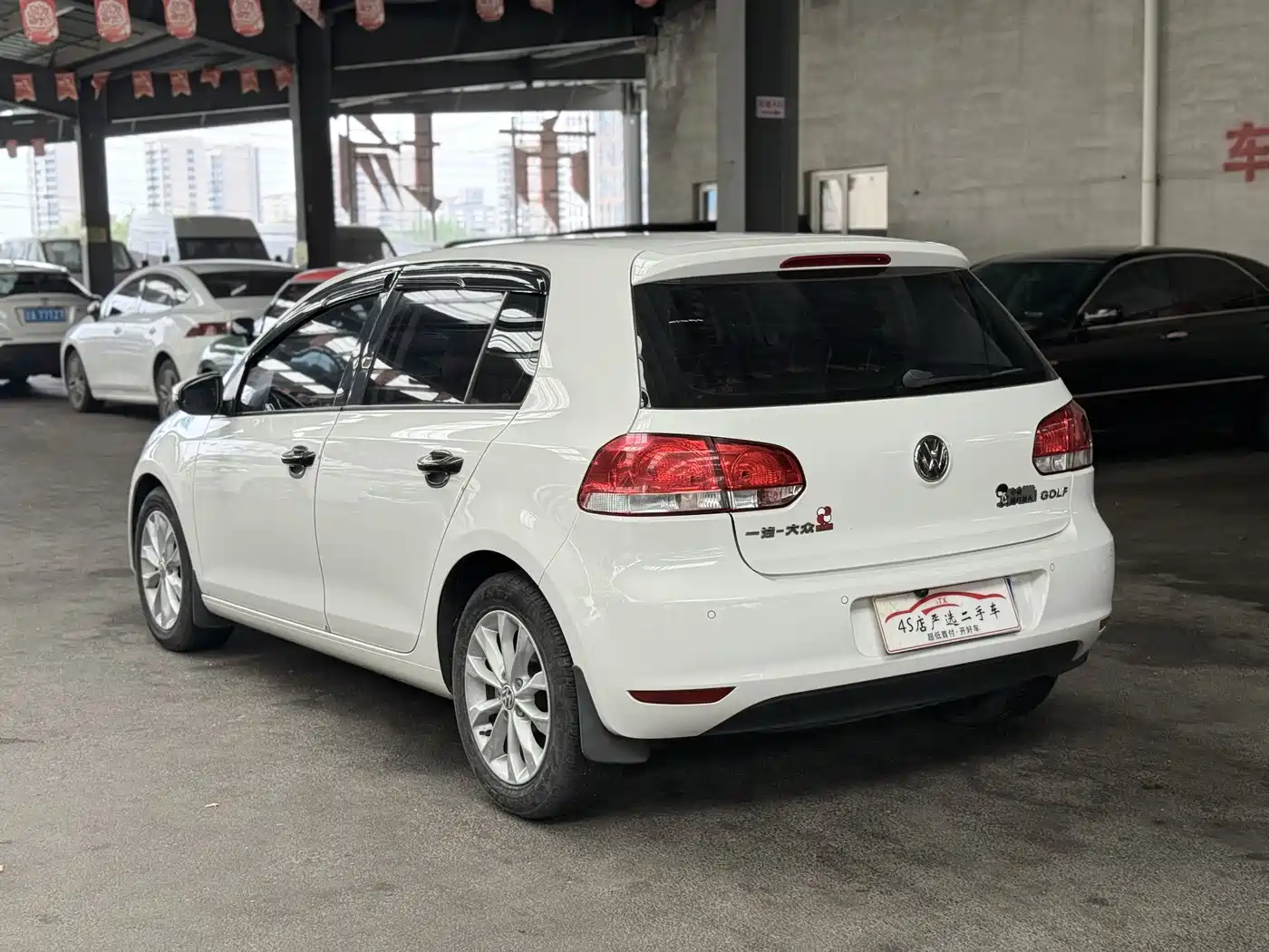Volkswagen Golf 2012 1.6 Automatic Comfort Type фото 9