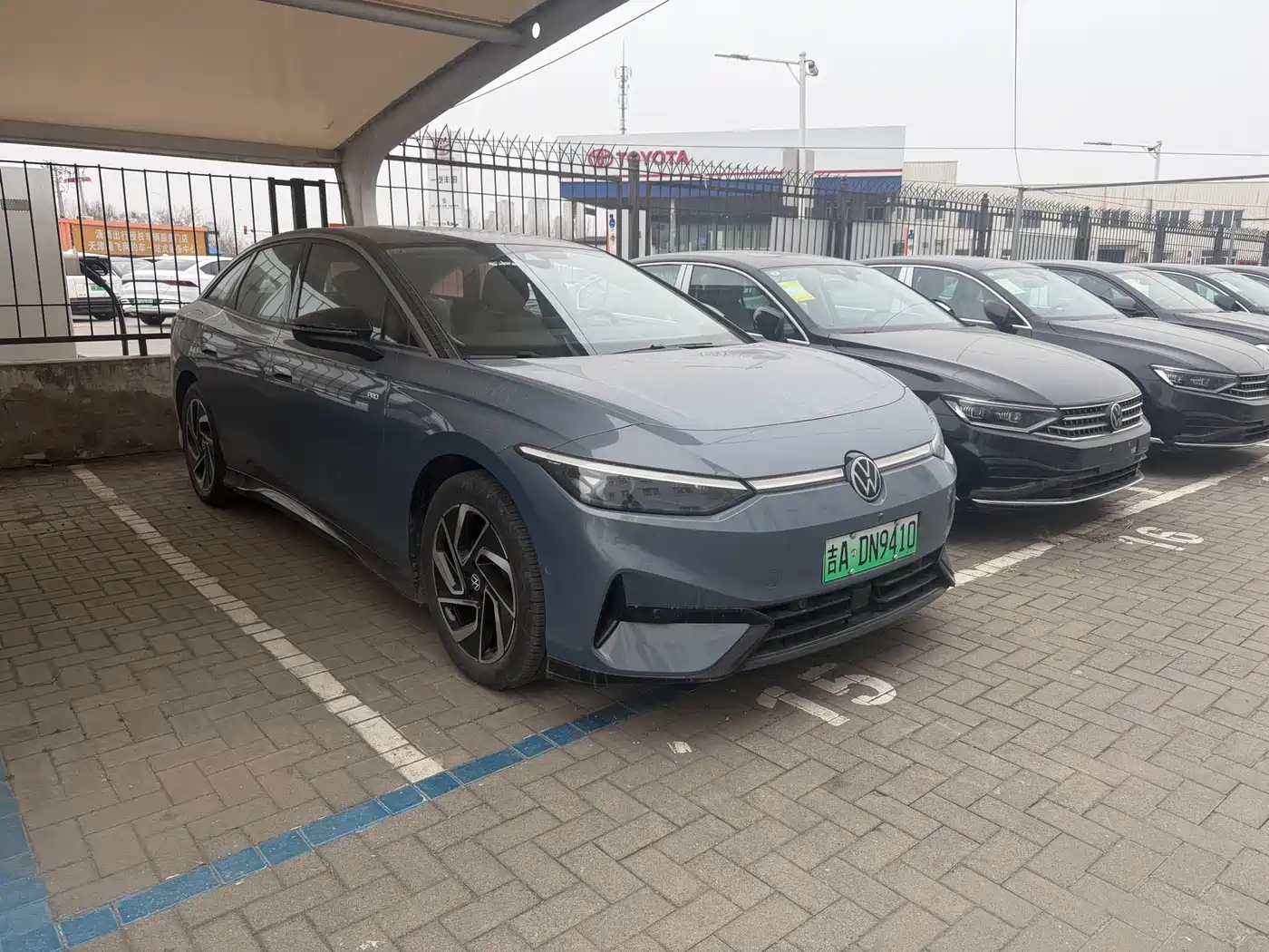 VOLKSWAGEN ID.7 VIZZION