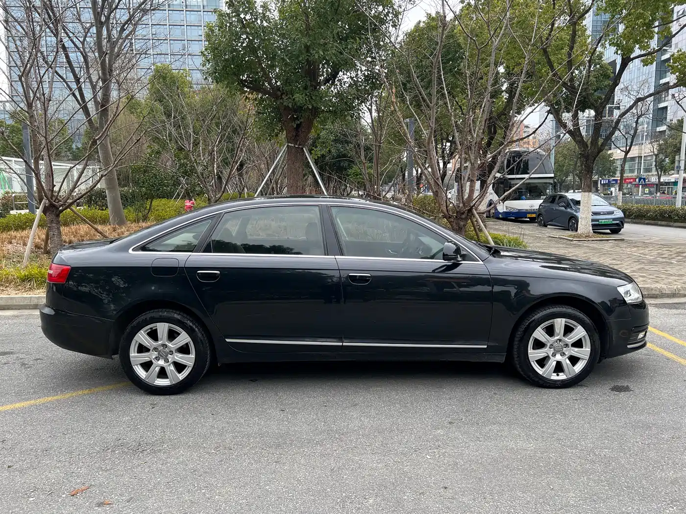 Audi A6L 2011 Model 2.4L Technology фото 4