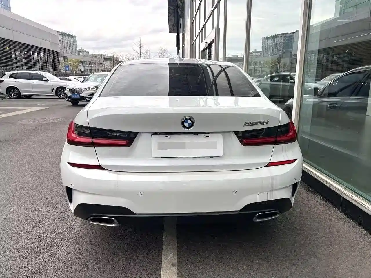 BMW 3-SERIES
